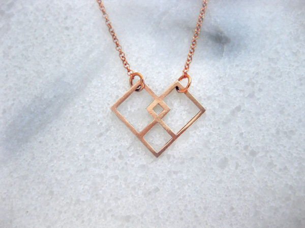 It's complicated Necklace
